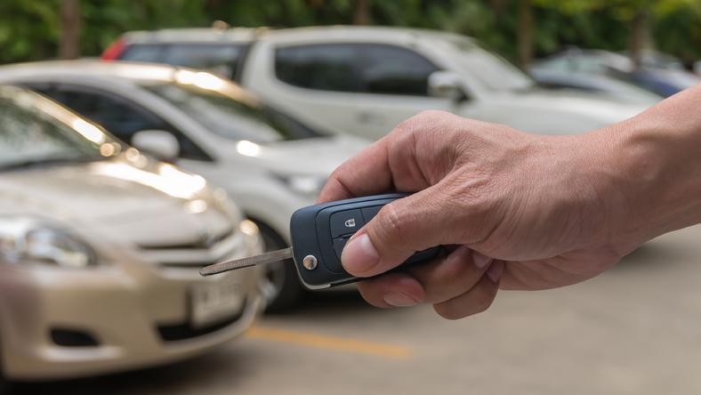 我是一个二手车黄牛,我看着这个行业消亡